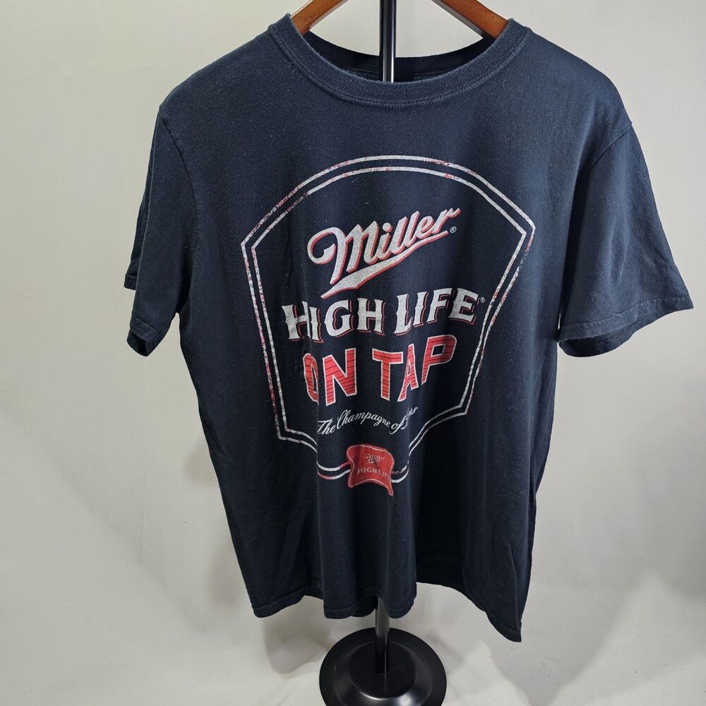 Men Miller Lite Black Vintage Graphic Short Sleeve T-Shirt Size Medium Beer Logo